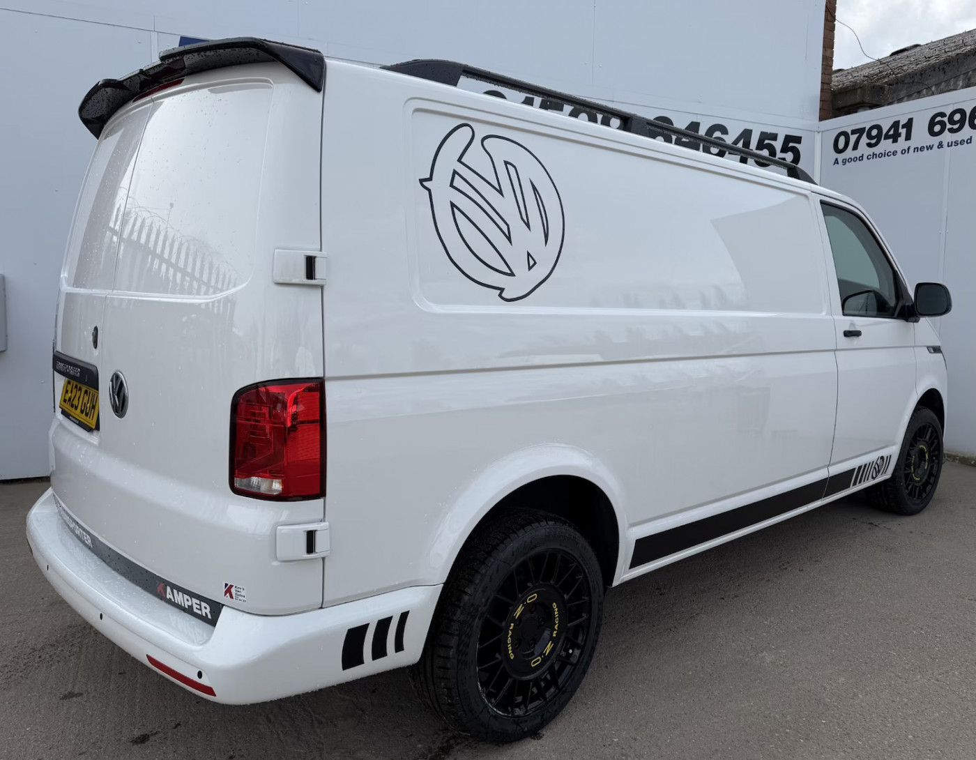 Volkswagen Transporter (2023) — image 6
