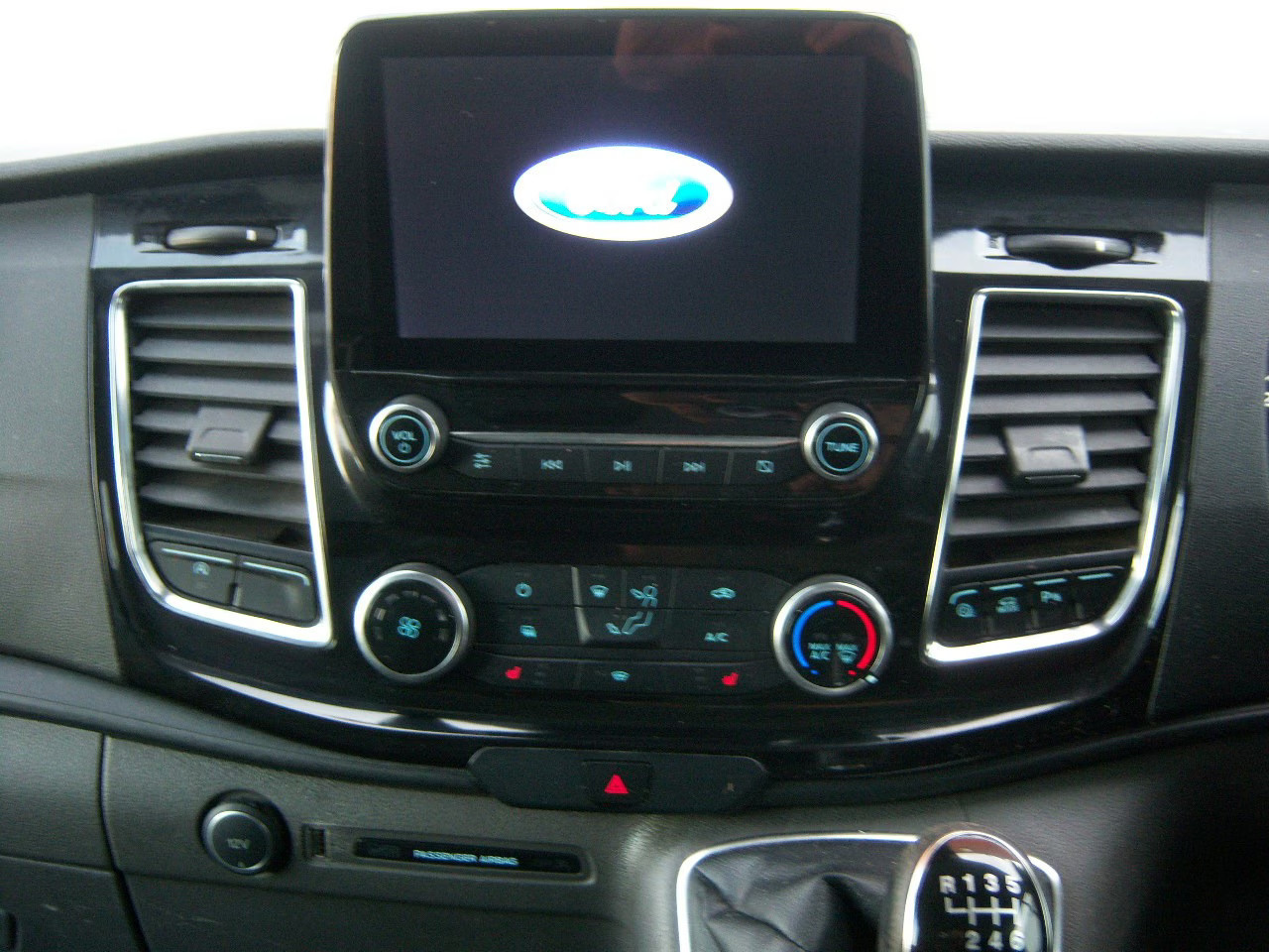 Ford Transit Custom (2020) — image 16