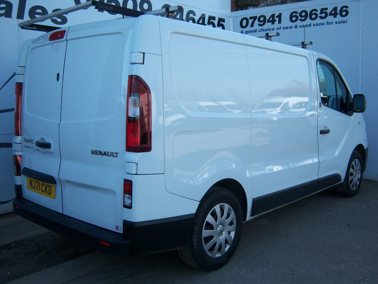 Renault Trafic (2021) — image 6