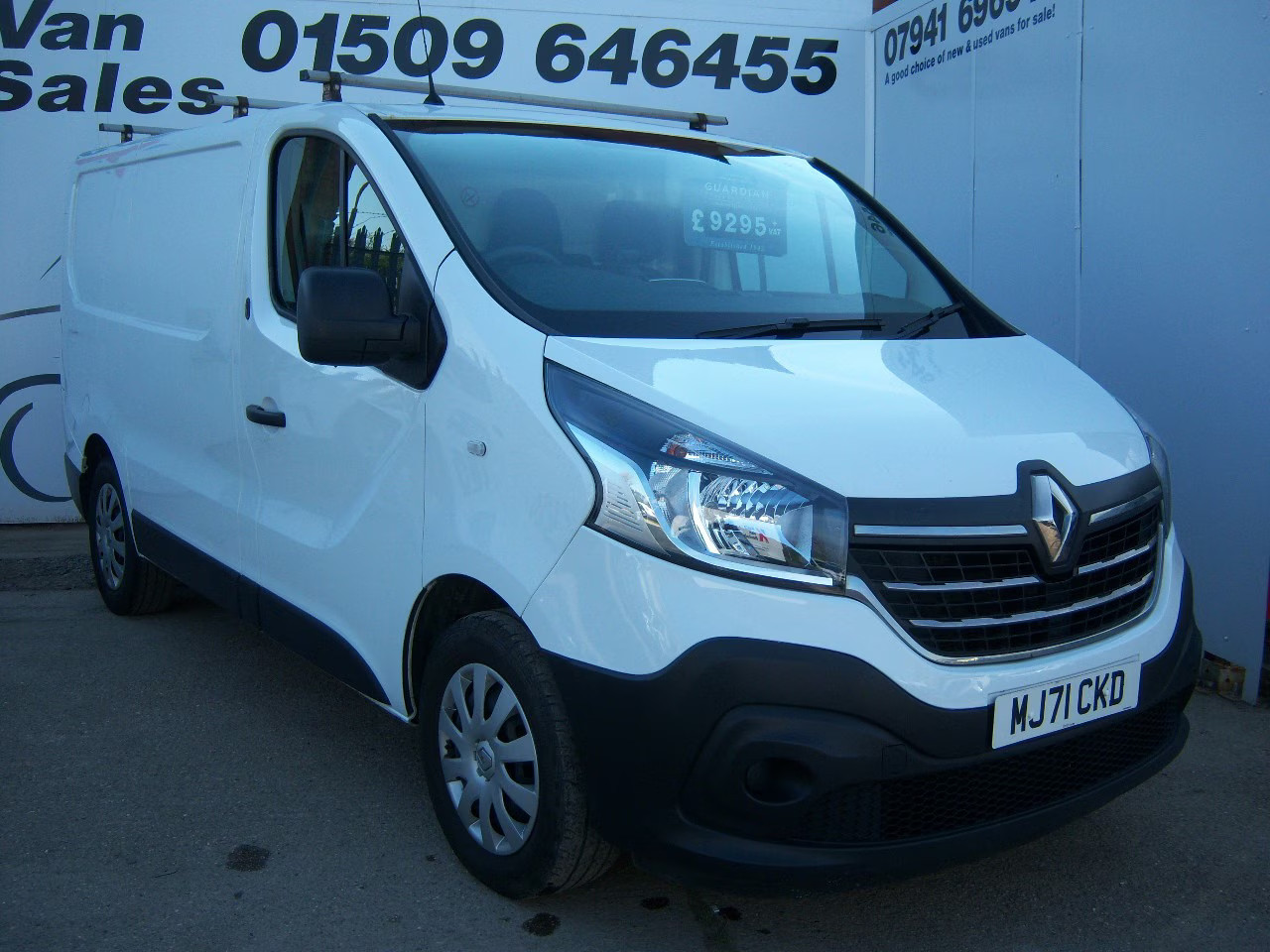 Renault Trafic (2021) — image 8