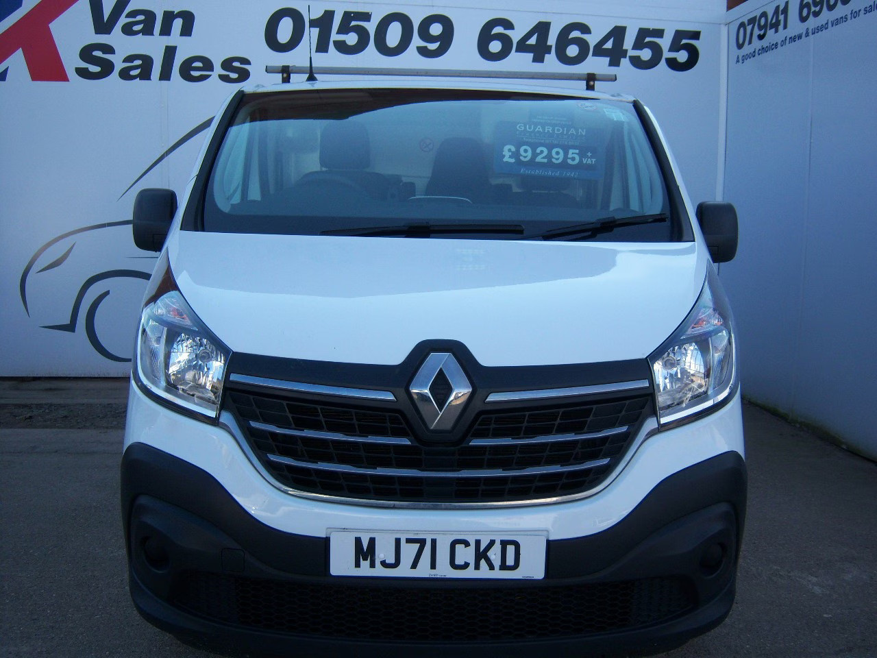 Renault Trafic (2021) — image 9