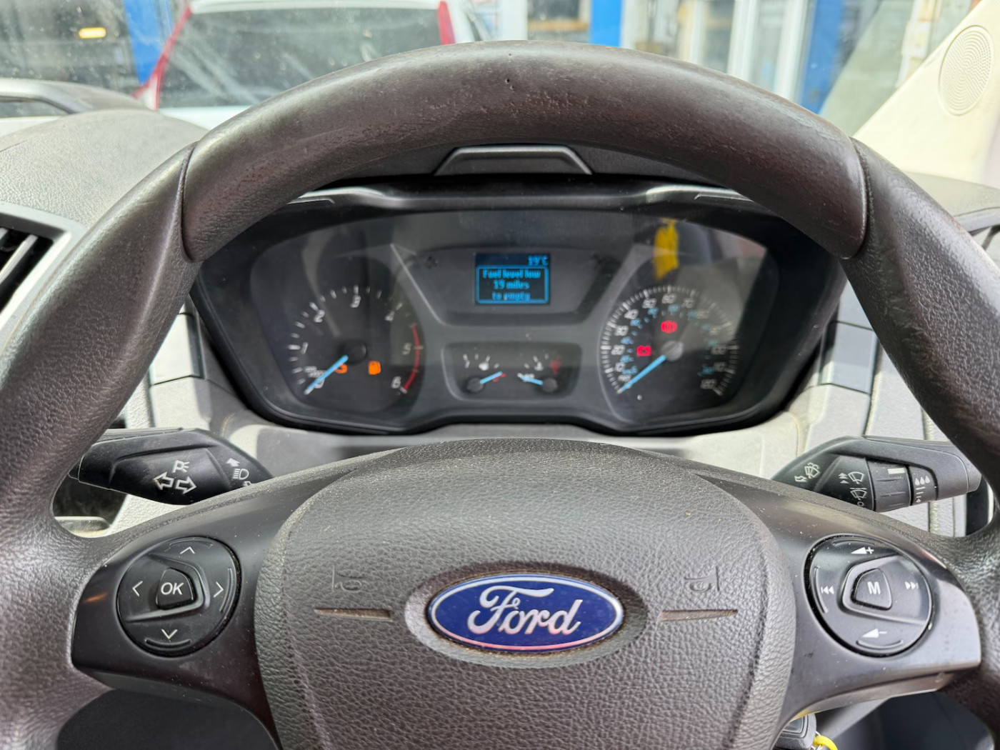 Ford Transit (2018) — image 6
