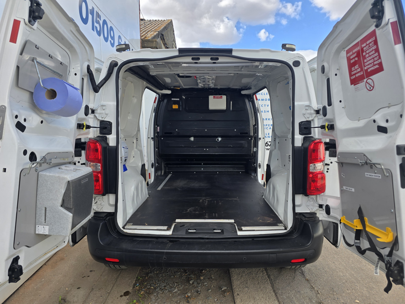 Vauxhall Vivaro (2019) — image 6