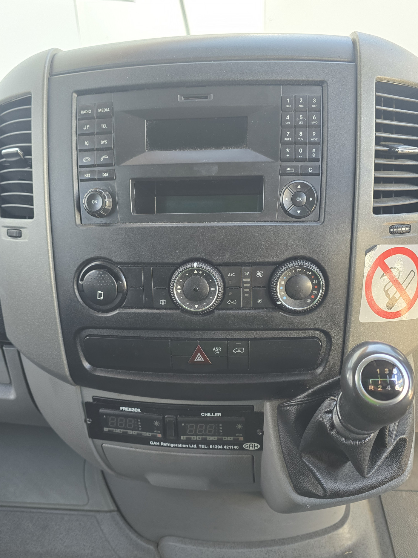 Mercedes-Benz SPRINTER (2017) — image 9