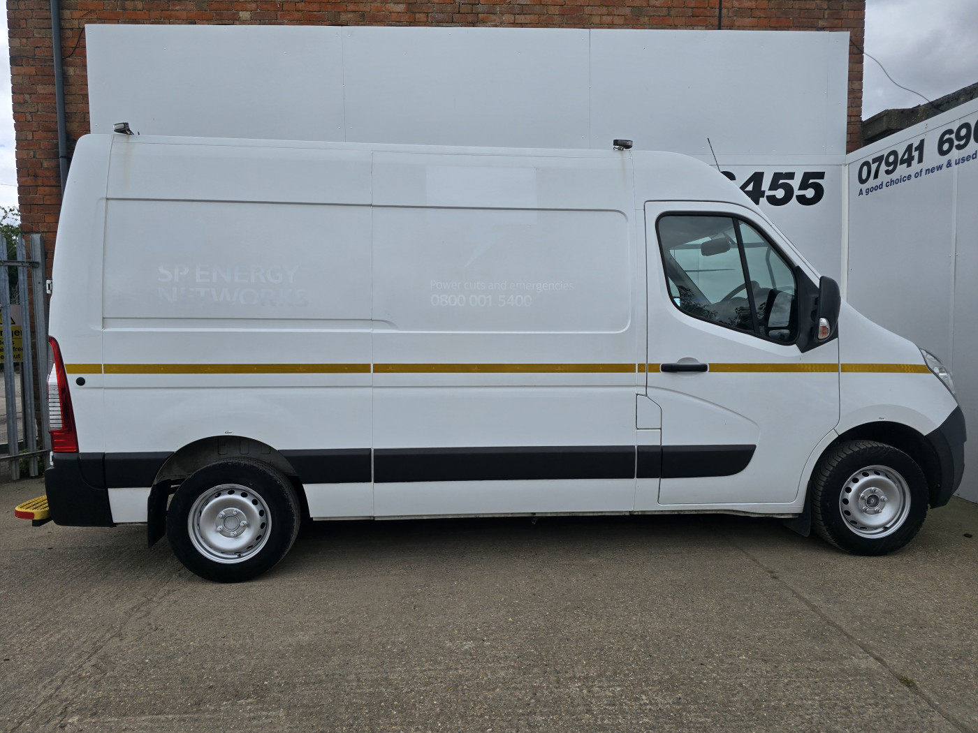 Vauxhall Movano MWB (2019) — image 2