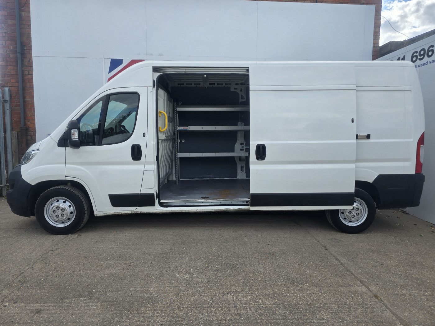Citroen Relay Enterprise (2019) — image 2