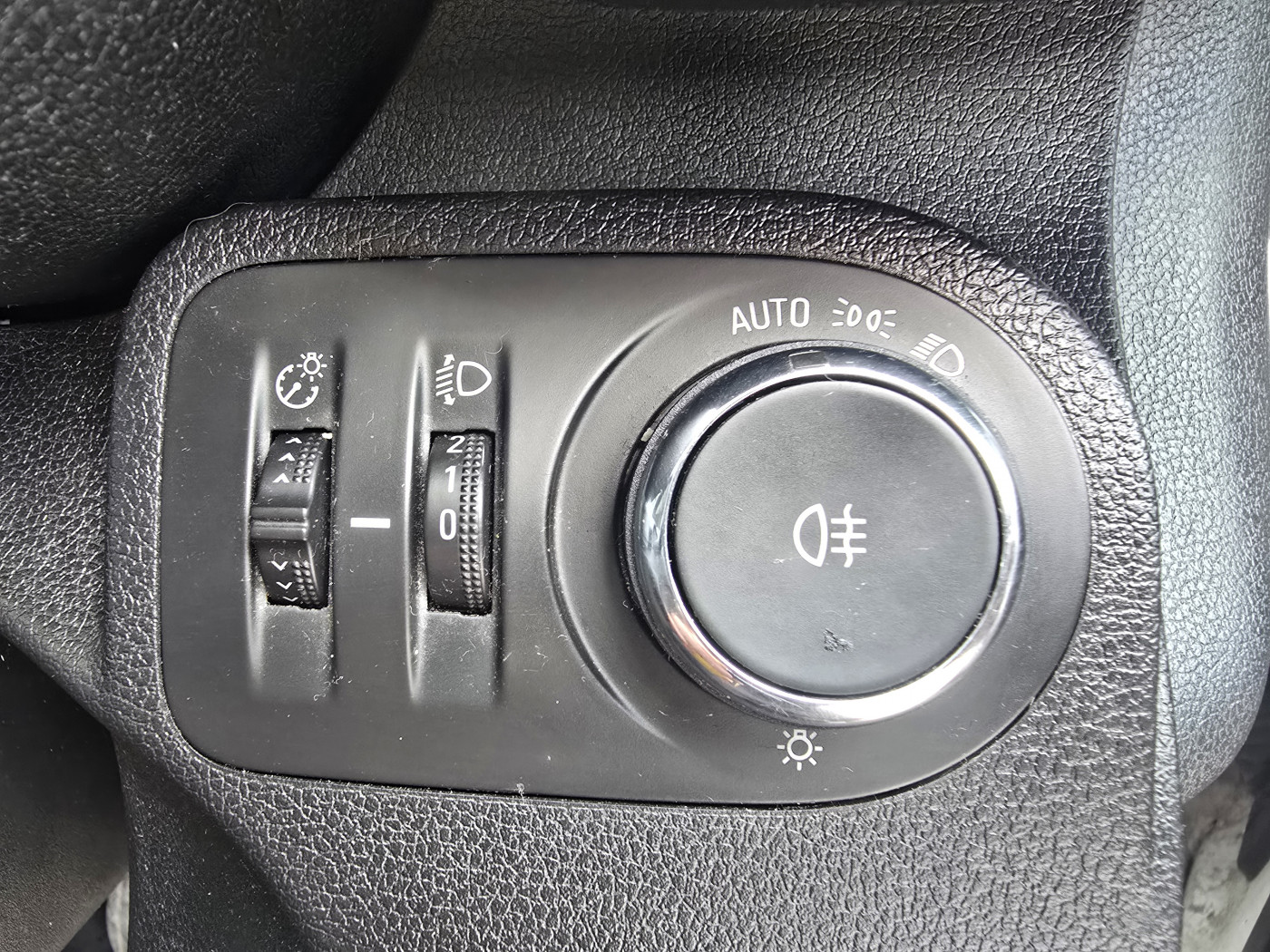 Vauxhall Combo (2019) — image 13