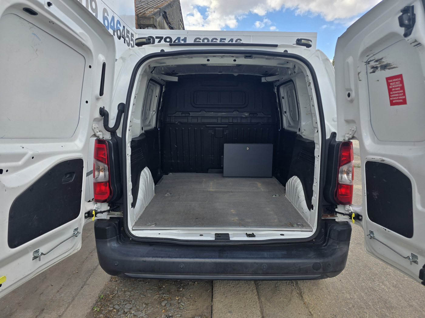 Vauxhall Combo (2019) — image 6