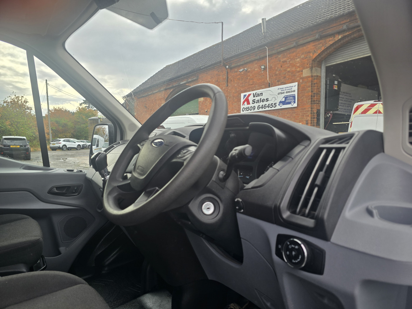 Ford Transit (2019) — image 11
