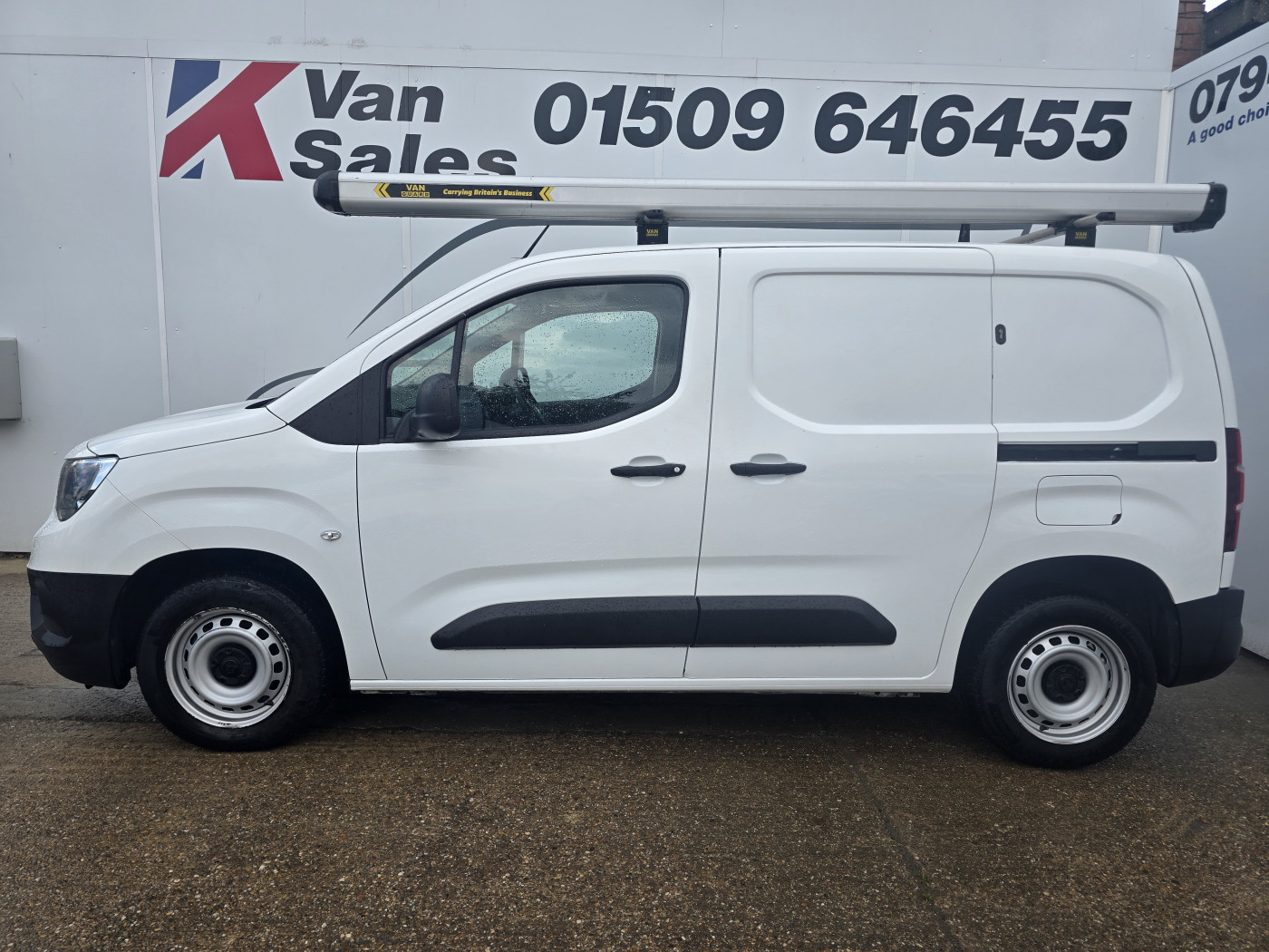 Vauxhall Combo 2000 Dynamic TD. (2022) — image 2