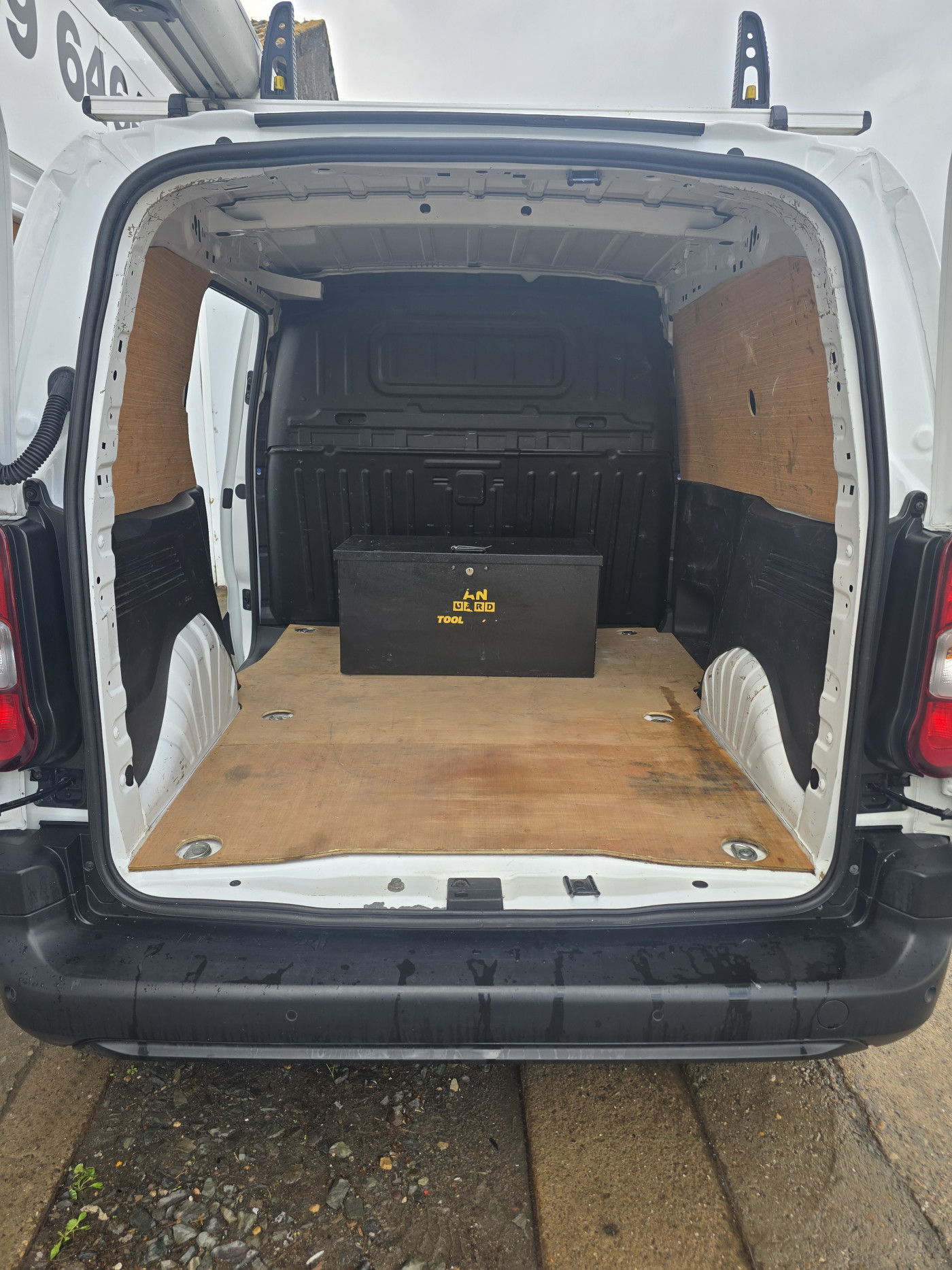 Vauxhall Combo 2000 Dynamic TD. (2022) — image 5