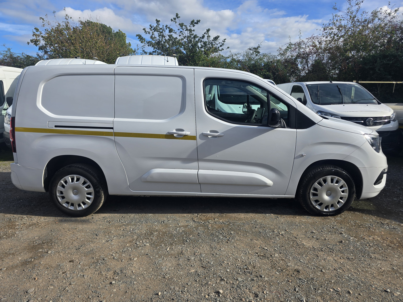 Vauxhall Combo Cargo L2 (2023) — image 7