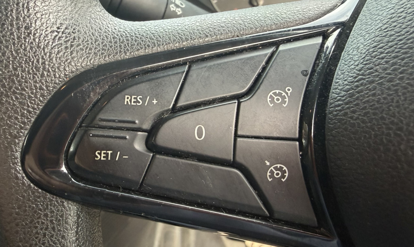 Nissan Townstar Electric Automatic (2023) — image 15