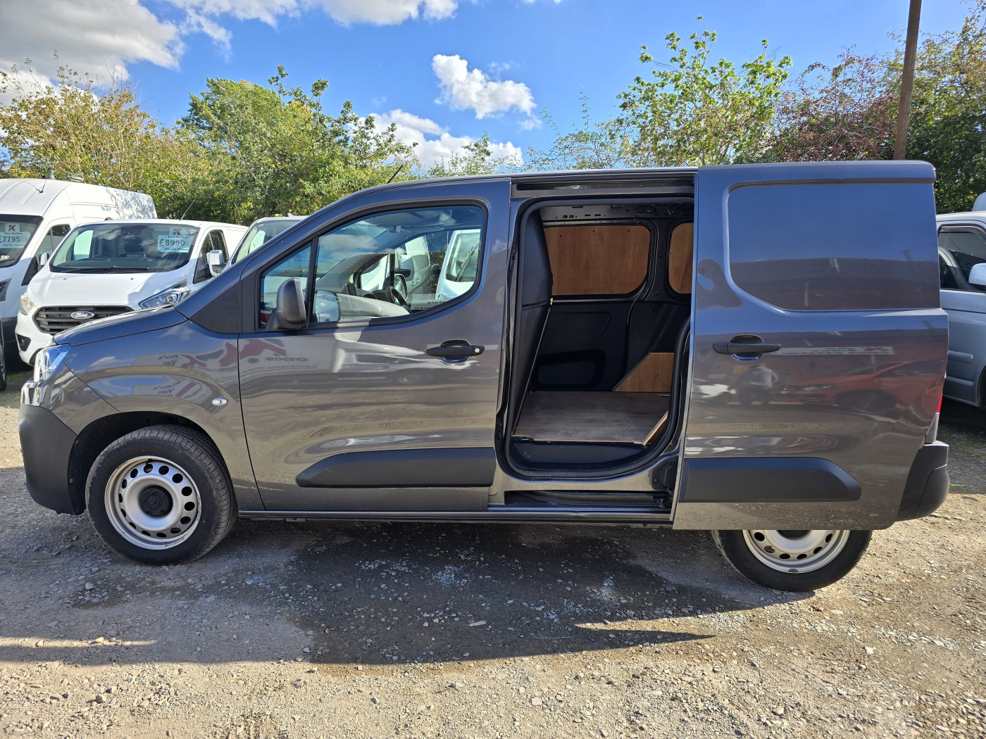 Citroen Berlingo Enterprise (2023) — image 7