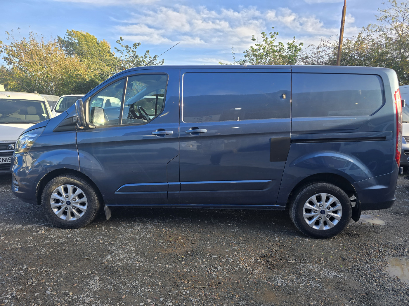 Ford Transit (2023) — image 7
