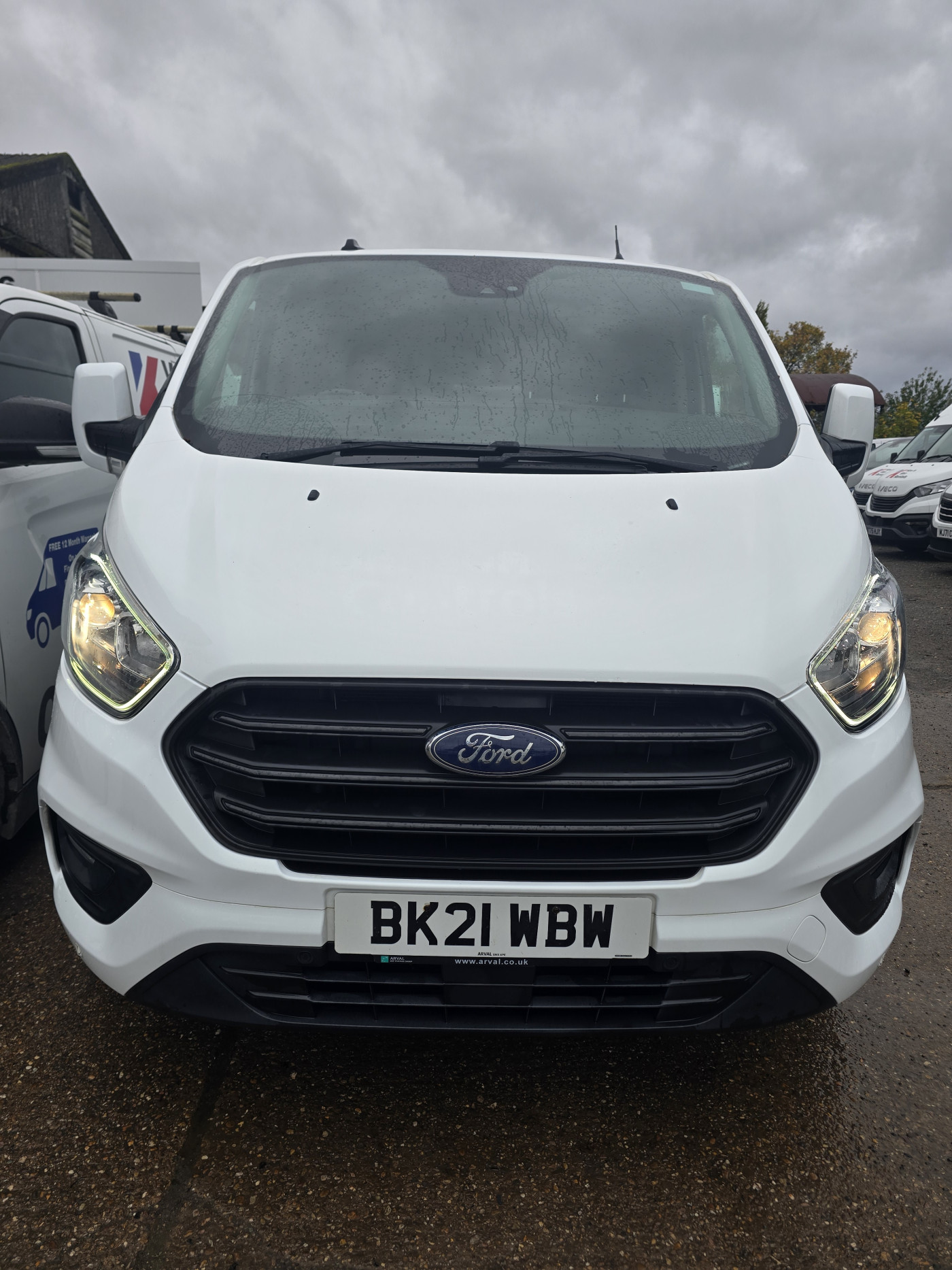Ford Transit Custom 320 Trend (2021) — image 10
