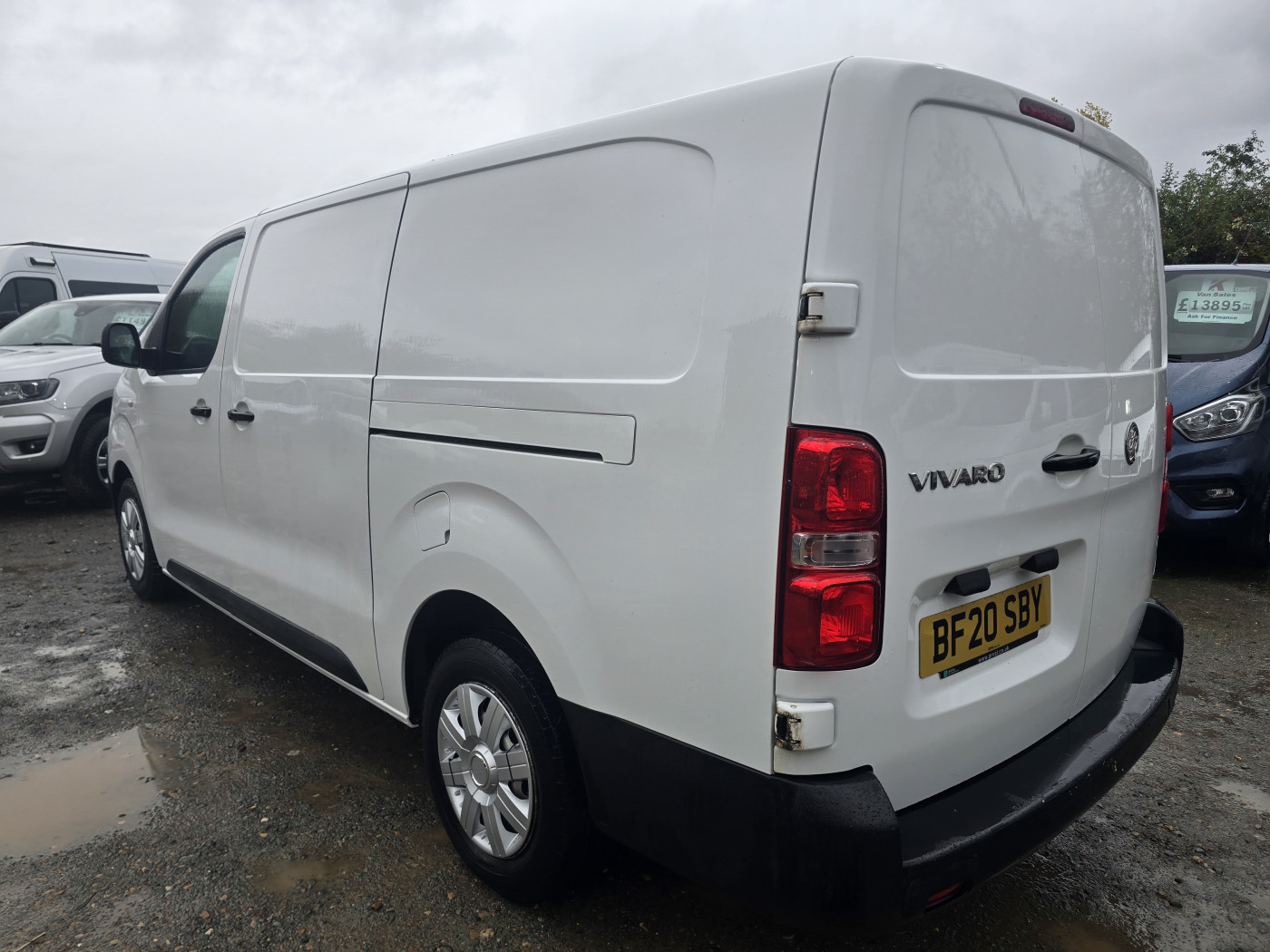 Vauxhall Vivaro L2 (2020) — image 7