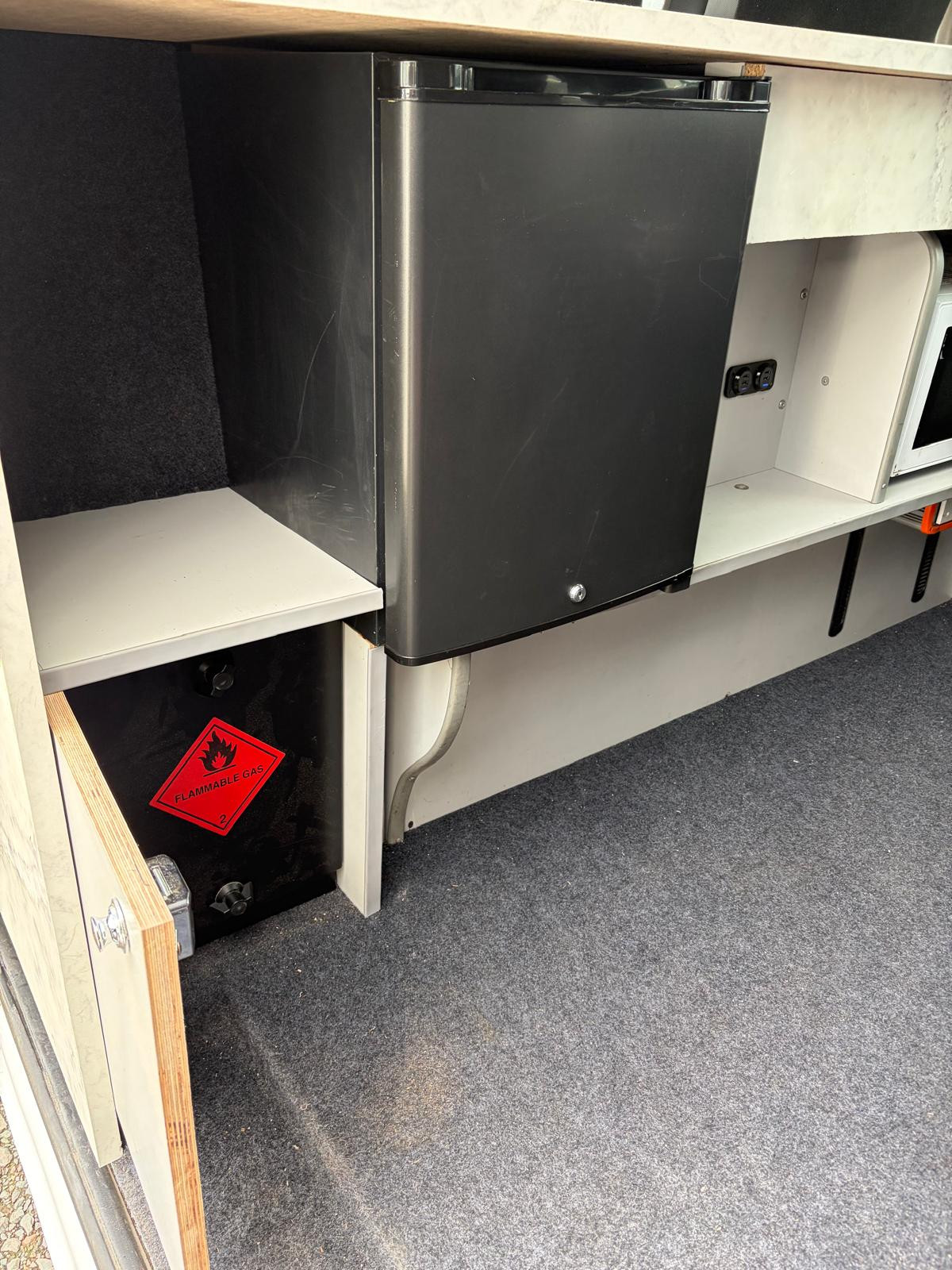 Vauxhall Movano L2 H3 Camper van (2017) — image 4