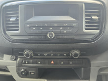 Vauxhall Vivaro (2019) — thumbnail 17
