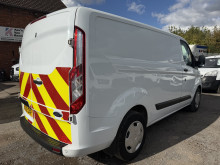 Ford Transit Trend 320 (2022) — thumbnail 2
