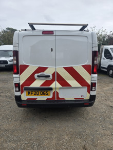 Renault LWB Trafic (2020) — thumbnail 5