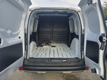 Nissan Townstar Electric Automatic (2023) — thumbnail 6