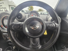 Mini Cooper S (2011) — thumbnail 11