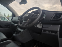 Vauxhall Vivaro L2 Dynamic (2020) — thumbnail 11