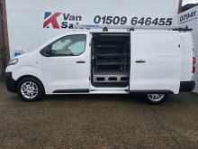 Vauxhall Vivaro L2 Dynamic (2020) — thumbnail 3