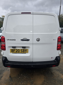 Vauxhall Vivaro L2 (2020) — thumbnail 5