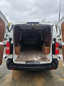 Vauxhall Vivaro L2 (2020) — thumbnail 6