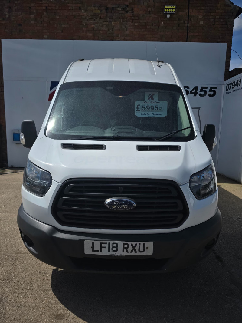 Ford Transit (2018) — photo 2