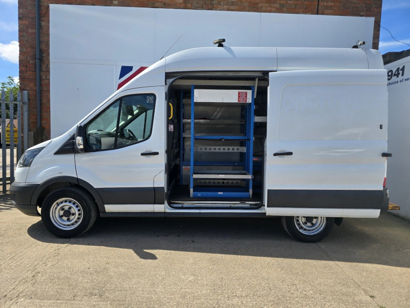 Ford Transit (2018) — photo 9