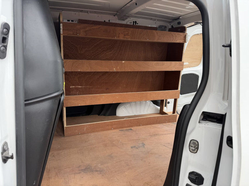 Peugeot Partner (2020) — photo 3