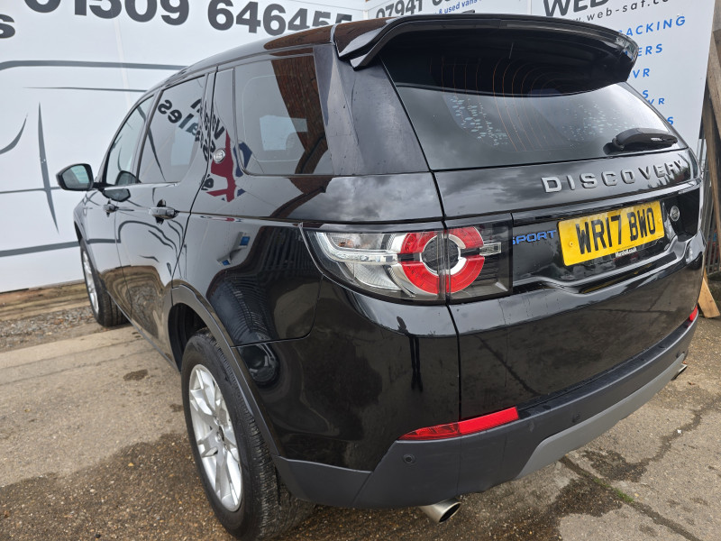 Land Rover Discovery Sport (2017) — photo 4