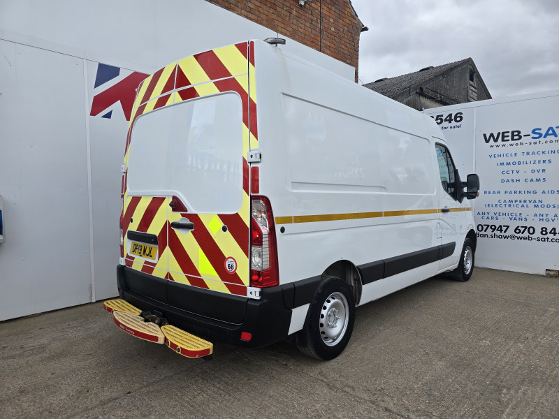 Vauxhall Movano MWB (2019) — photo 3