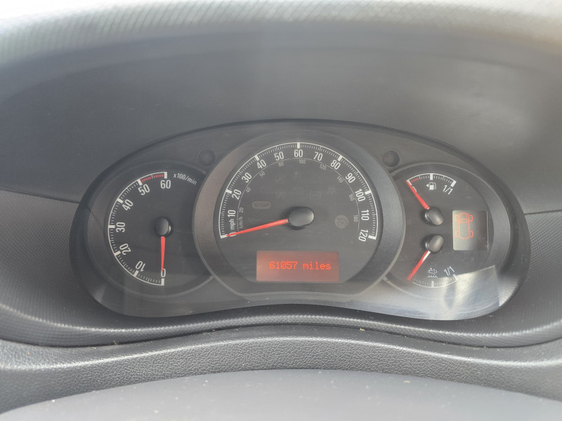 Vauxhall Movano MWB (2019) — photo 9