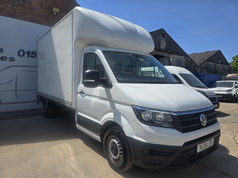 Volkswagen Crafter (2019) — photo 1