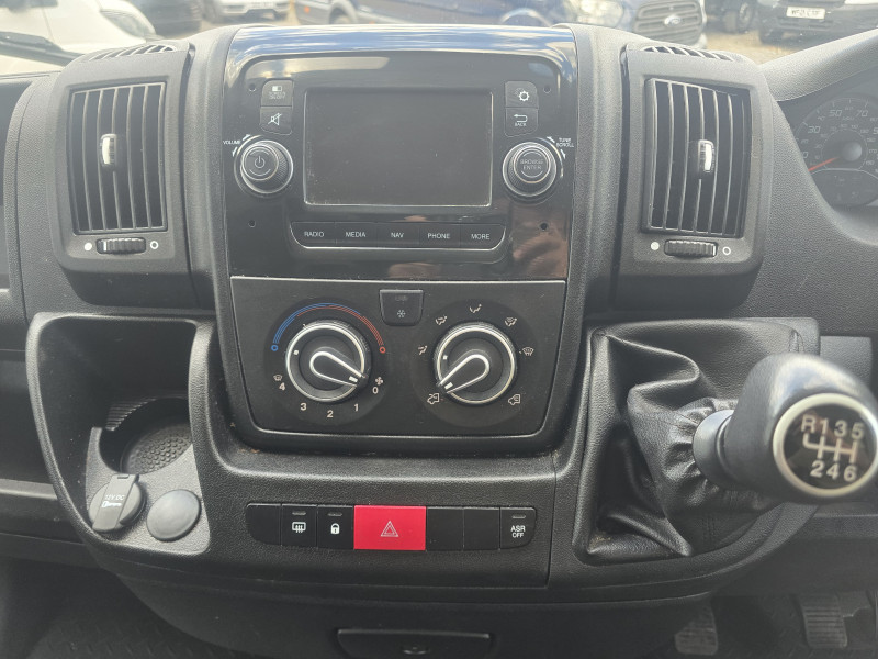 Citroen Relay Enterprise (2019) — photo 11