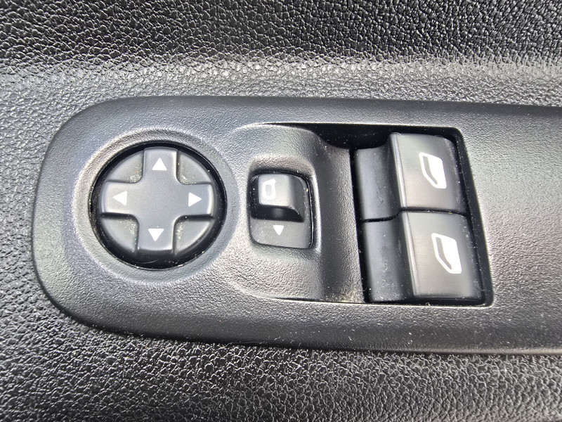 Vauxhall Combo (2019) — photo 14