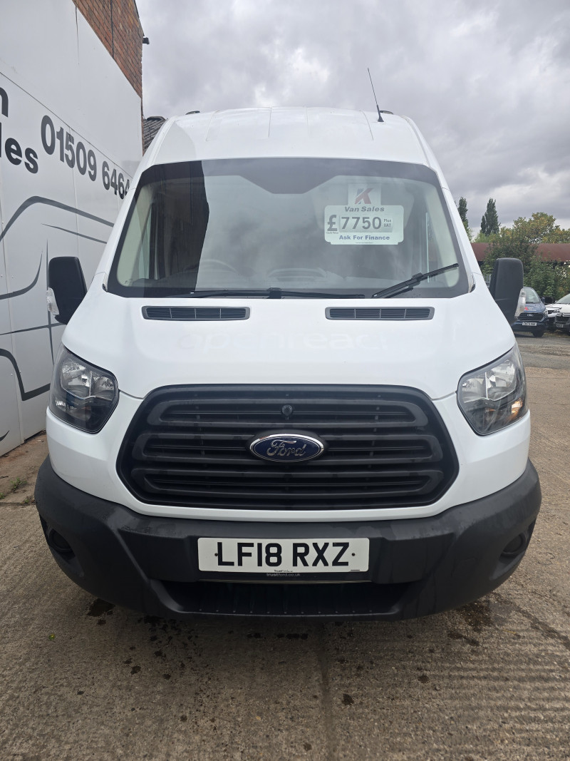 Ford Transit (2018) — photo 13