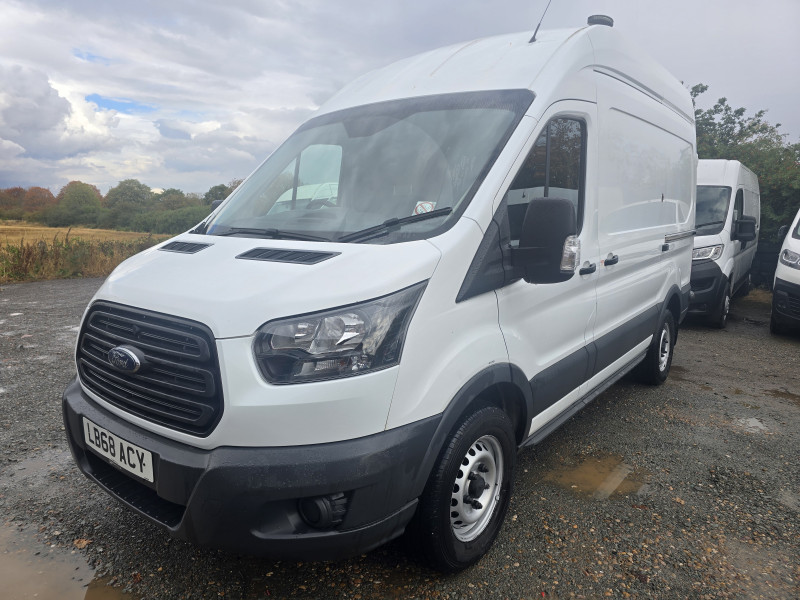 Ford Transit (2019) — photo 9