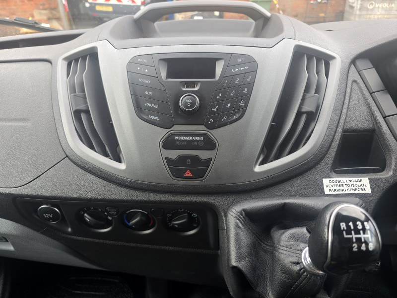 Ford Transit (2019) — photo 15