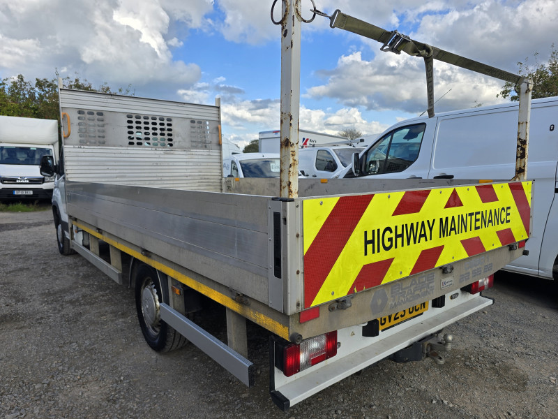 Maxus Delivery 9 (2023) — photo 3