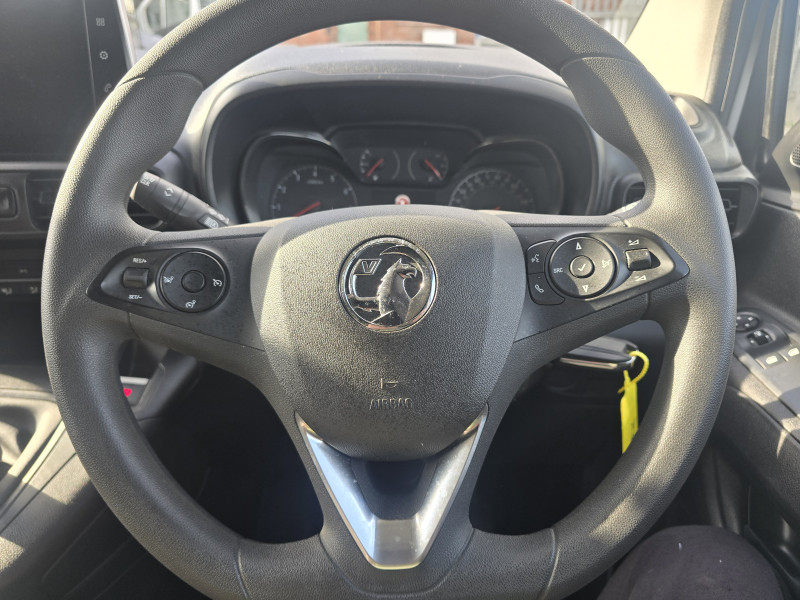 Vauxhall Combo Cargo L2 (2023) — photo 12
