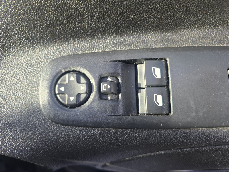 Vauxhall Combo Cargo L2 (2023) — photo 15