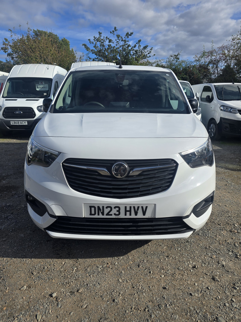 Vauxhall Combo Cargo L2 (2023) — photo 10
