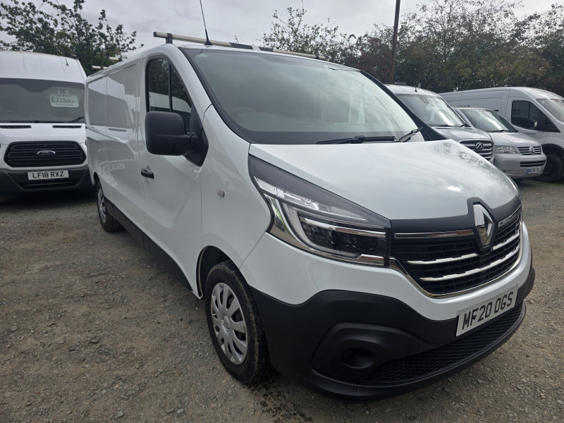 Renault LWB Trafic (2020) — photo 9