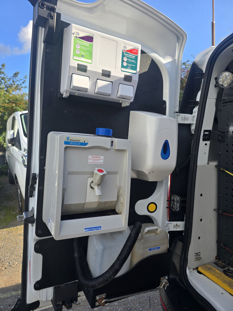 Ford Transit Connect (2020) — photo 7
