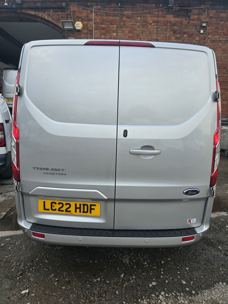 Ford Transit (2022) — photo 3